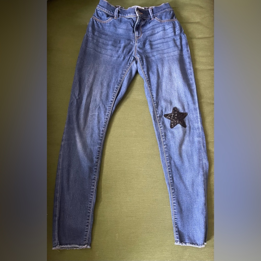 Rockstar jeggings with sequined star patch, adjustable waist